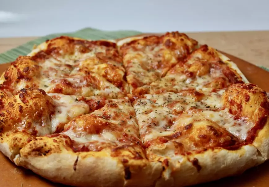 Ultimate Homemade Pizza Dough Guide: Recipe, Tips & Troubleshooting