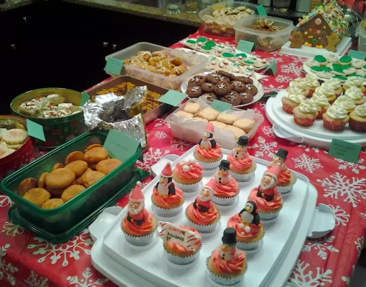 cookie swap themes