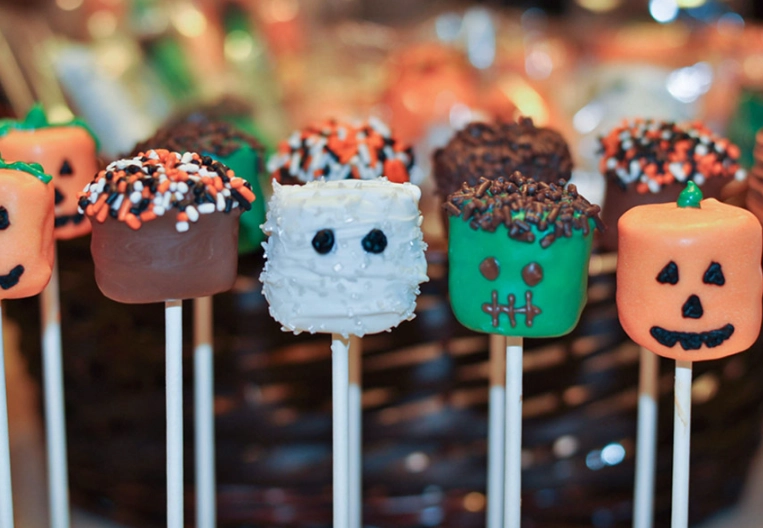 Ultimate Guide to Halloween Treats: Recipes, Safety & Fun Ideas