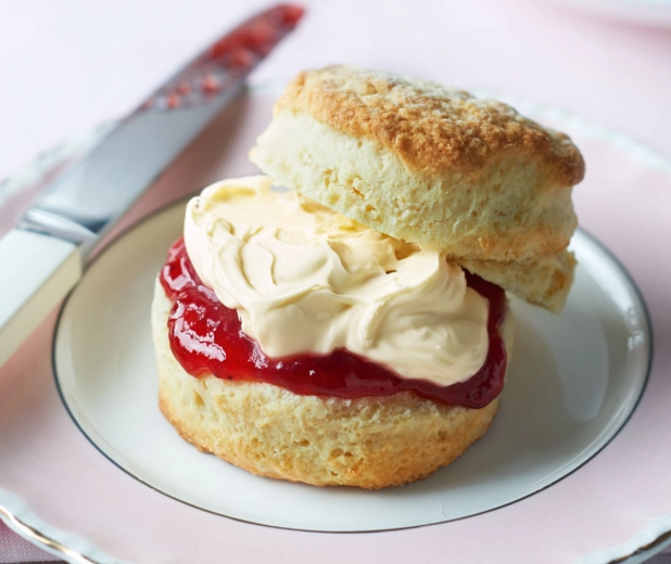 The Ultimate Guide to British Baking Recipes: Classics, Tips & Secrets