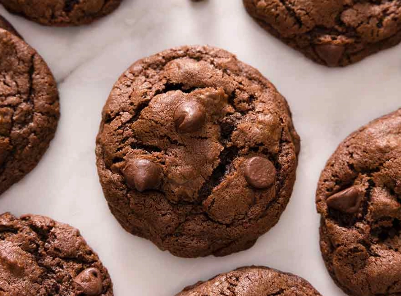 Ultimate Double Chocolate Chip Cookie Recipe: Chewy, Fudgy & Easy