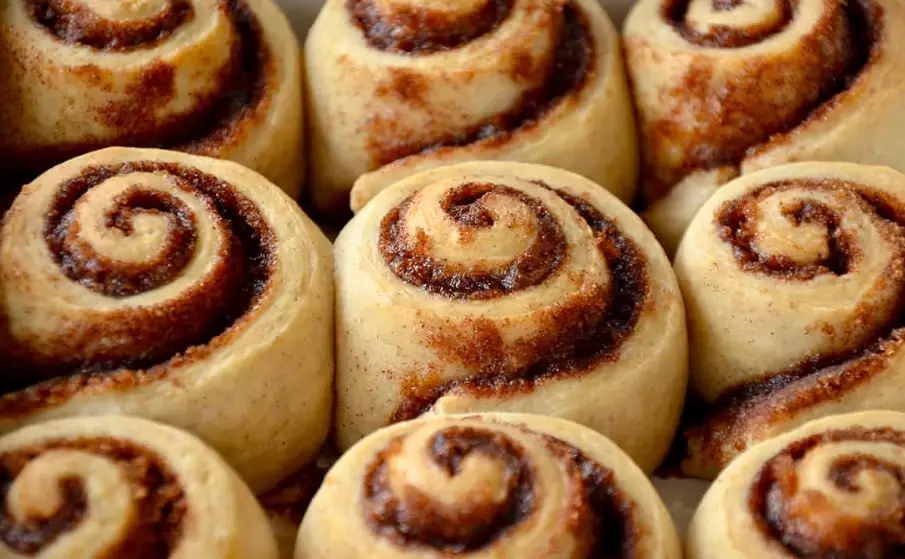 Easy No-Yeast Cinnamon Roll Recipe: Quick, Fluffy Homemade Pastries