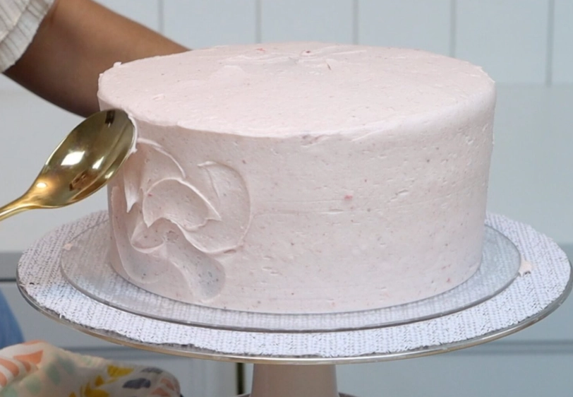 no-tools cake decorating