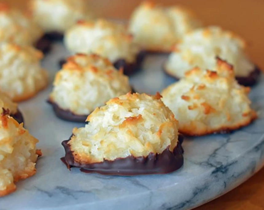 chewy coconut macaroons chewy coconut macaroons