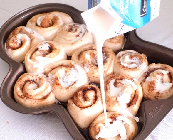 baking cinnamon rolls