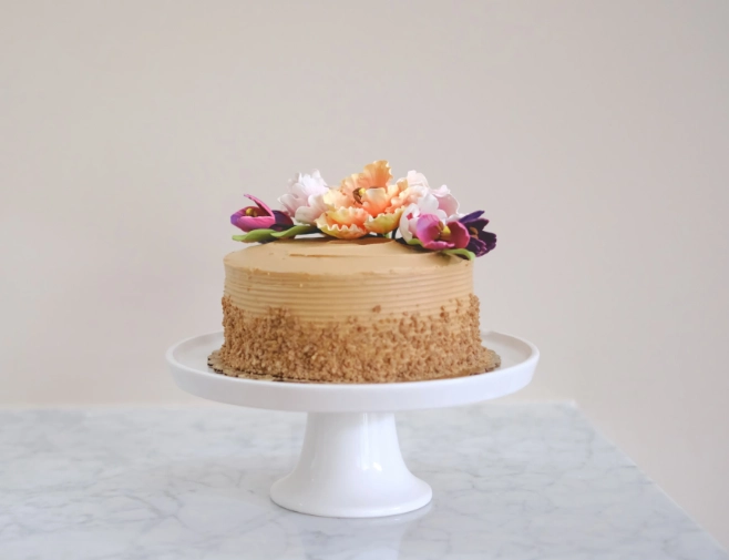 easy cake decorating techniques