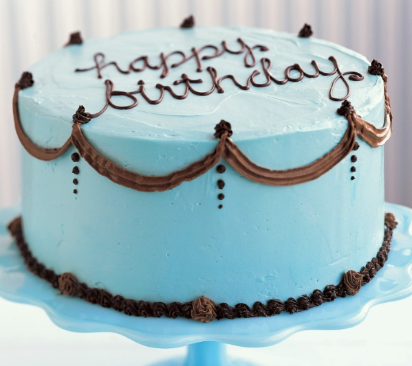 Birthday Cake Decorating Ideas for Women: Elegant, Fun & Personalized Designs