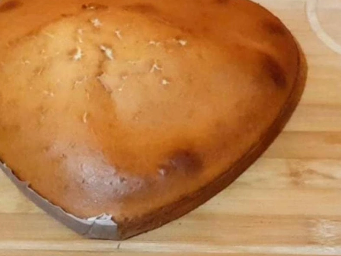 Transform Your Plain Cake: 10 Pro Decorating Tricks