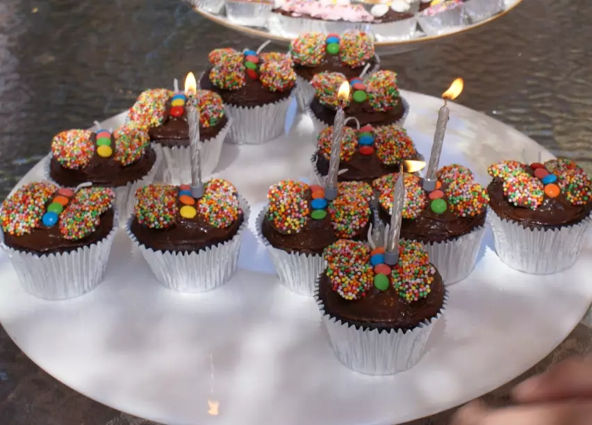 easy cupcake decorating for parties