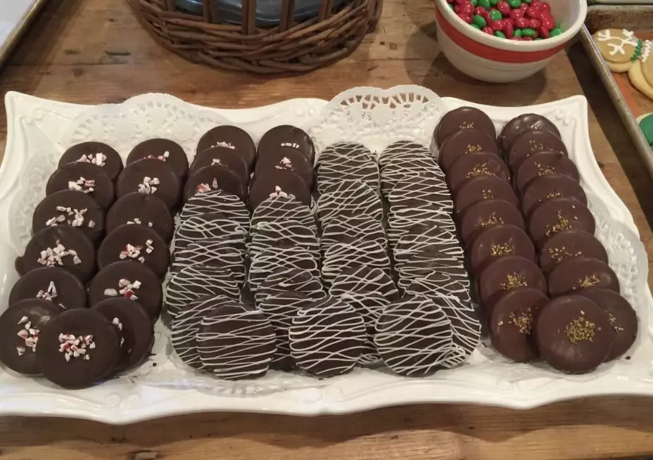 cookie exchange party themes