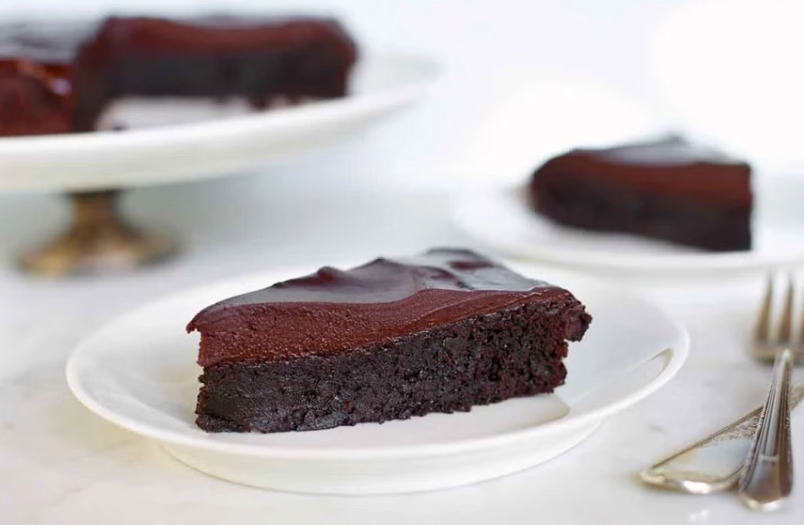 easy flourless chocolate cake easy flourless chocolate cake