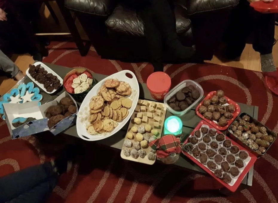 how to host cookie exchange