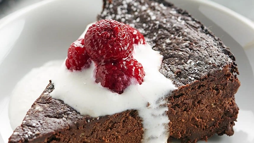 The Ultimate Guide to Flourless Chocolate Cake Names & Varieties