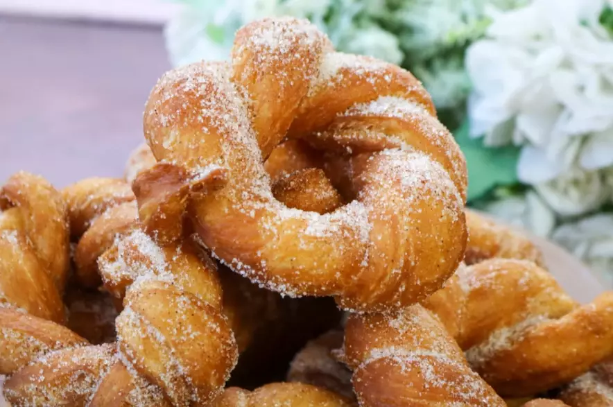 homemade glazed donuts